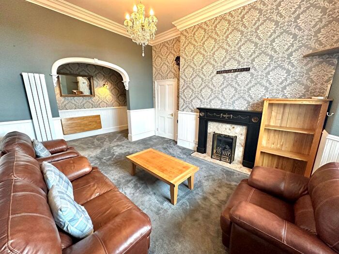 1 Bedroom Flat To Rent In Park Road, Torquay, TQ1