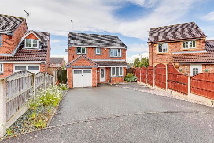 4 Bedroom Detached House For Sale In Stoppard Close, Ilkeston, Derbyshire, DE7