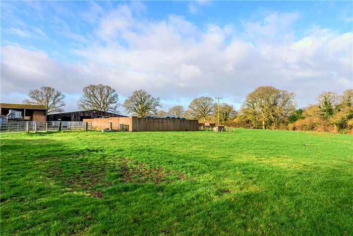 3 Bedroom Land To Rent In Twyford, Shaftesbury, SP7