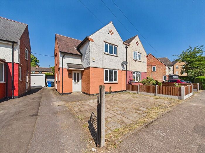 3 Bedroom Semi Detached House For Sale In Glossop Street, DE24