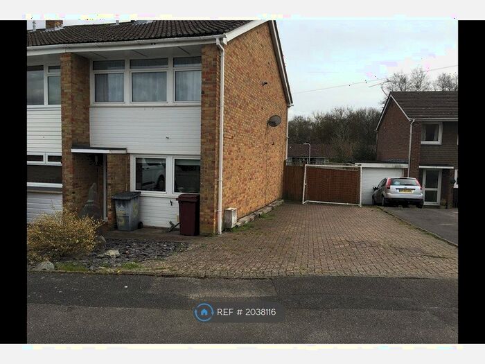 2 Bedroom End Of Terrace House To Rent In Aylsham Close, Tilehurst, Reading, RG30