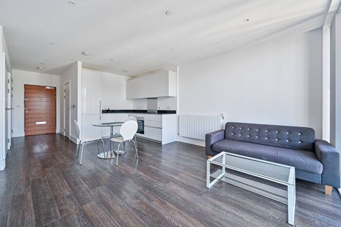 1 Bedroom Flat To Rent In Compton House, Woolwich Riverside, London, SE18