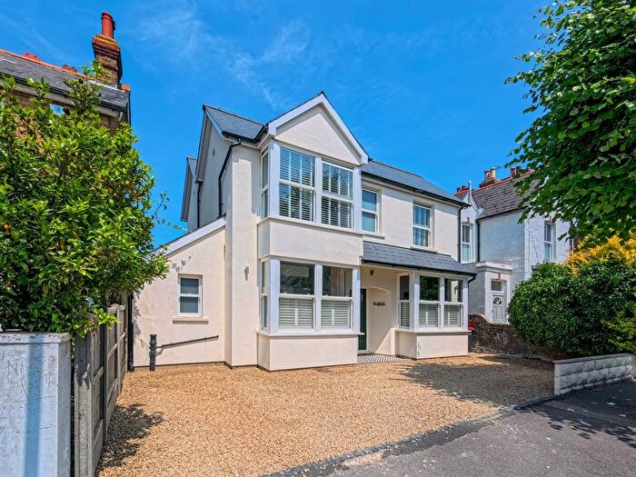 4 Bedroom Detached House For Sale In Queens Gardens, Herne Bay, CT6