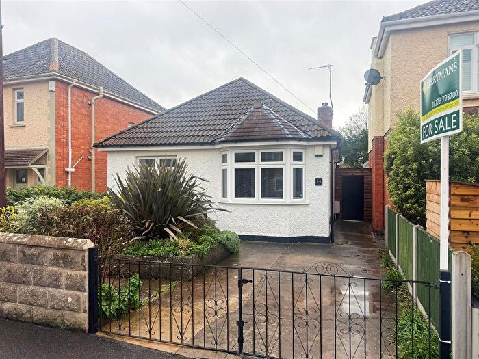 2 Bedroom Detached Bungalow For Sale In St. Johns Road, Burnham-On-Sea, TA8