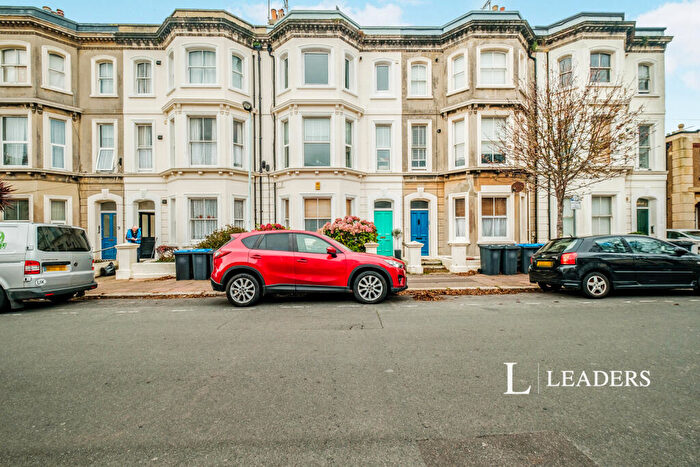 1 Bedroom Flat To Rent In Selden Road, Worthing, BN11