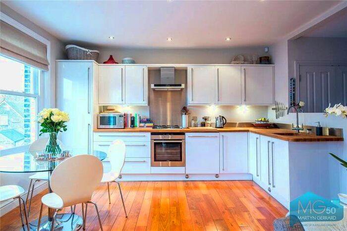 2 Bedroom Apartment To Rent In Scarborough Road, Finsbury Park, London, N4