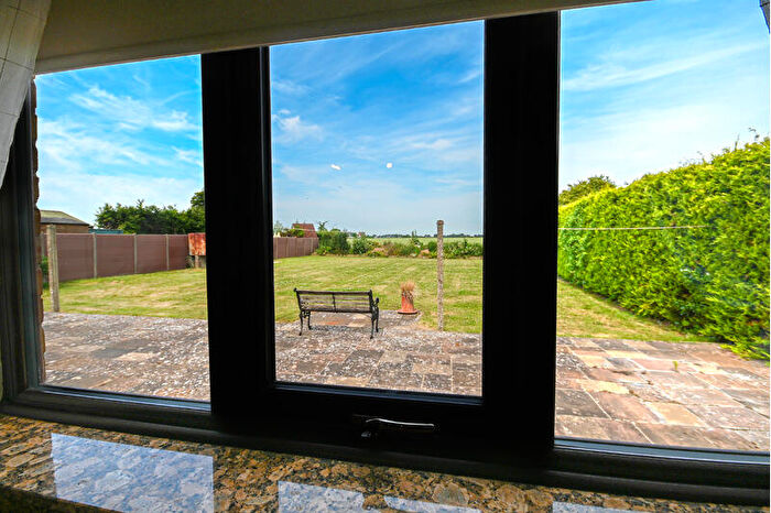 2 Bedroom Bungalow For Sale In Saltney Gate, Saracens Head, Lincolnshire, PE12