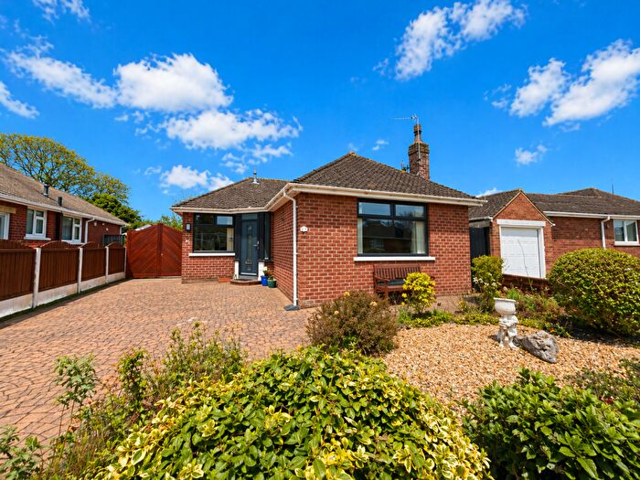 2 Bedroom Bungalow For Sale In Riversway, Poulton-Le-Fylde, FY6