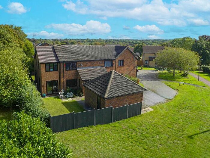 4 Bedroom House For Sale In Lullingstone Drive, Bancroft Park, Milton Keynes, MK13