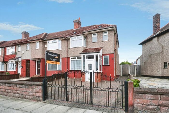 3 Bedroom End Of Terrace House For Sale In Southmead Road, Liverpool, Merseyside, L19
