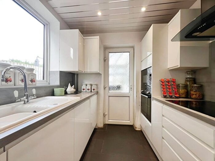 3 Bedroom Semi-Detached House For Sale In Milldale Road, Leigh, WN7
