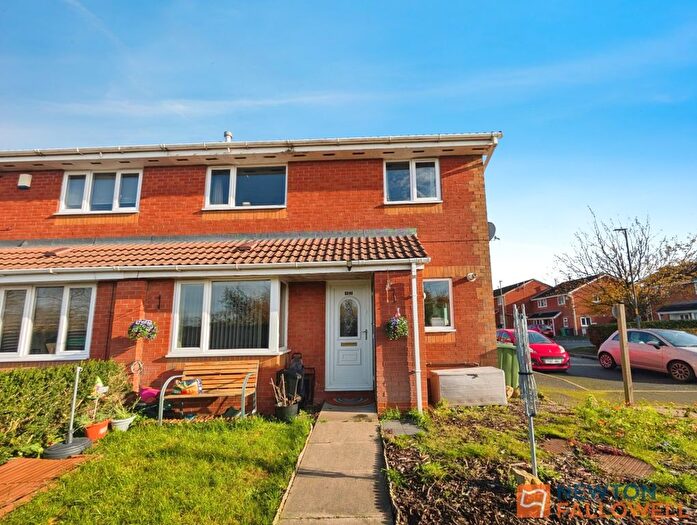 2 Bedroom Detached House To Rent In Signal Grove, Bloxwich, WS3