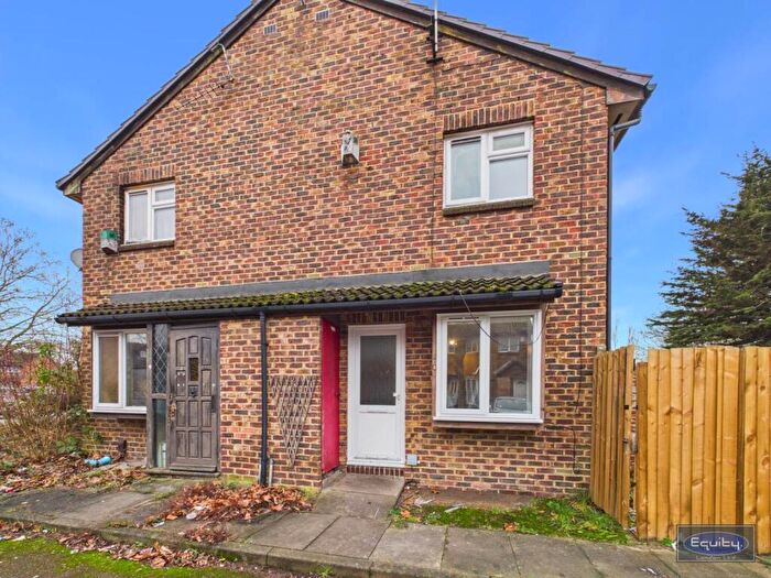 1 Bedroom House To Rent In Bernal Close, Thamesmead, London, SE28