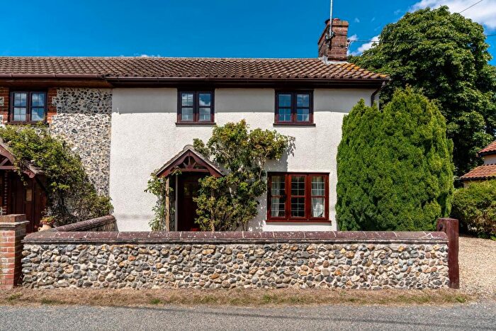 3 Bedroom Semi-Detached House For Sale In Characterful Flint Home With Countryside Views, Carbrooke, IP25