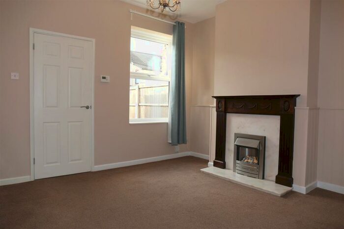 3 Bedroom Terraced House To Rent In Meadow Cottages, Netherfield, Nottingham, NG4