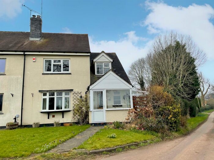 3 Bedroom Cottage For Sale In Newhall Green, Fillongley, Coventry, CV7