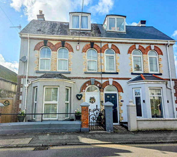 5 Bedroom Semi Detached House For Sale In Moorland Road, Plympton., PL7