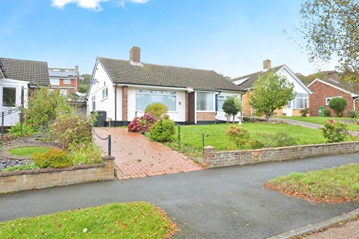 2 Bedroom Detached Bungalow For Sale In Ashford Road, Hastings, TN34
