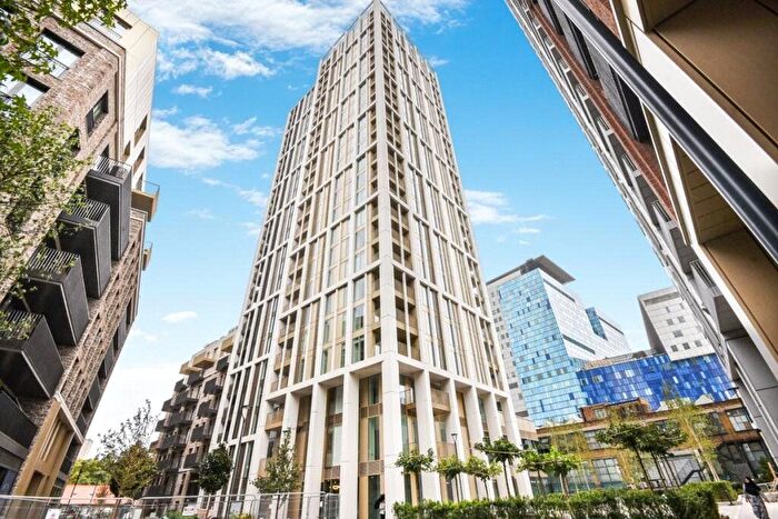 2 Bedroom Flat To Rent In Bouchon Point, , Cendal Crescent, London, E1