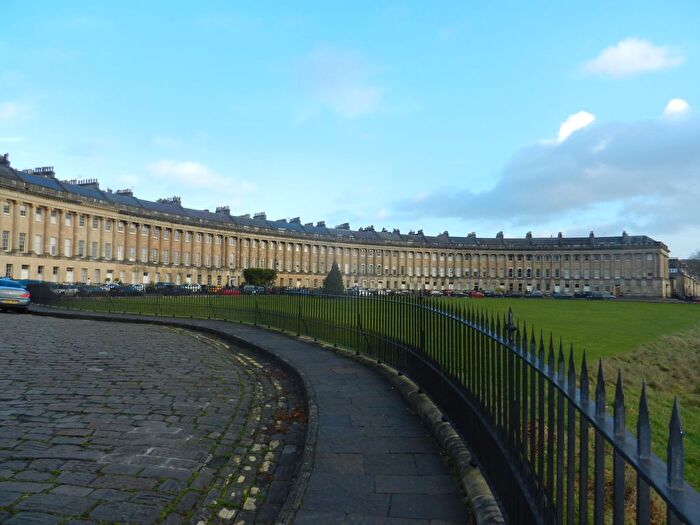 1 Bedroom Flat To Rent In Royal Crescent, Bath, BA1