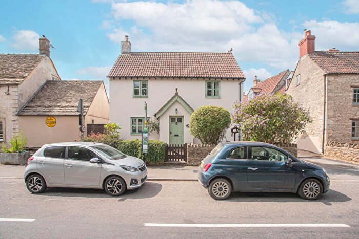 4 Bedroom Detached House For Sale In Hawkesbury Upton, South Gloucestershire, GL9