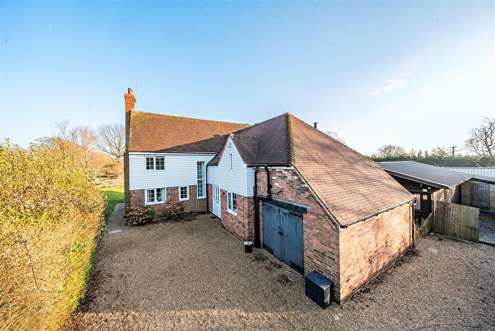 5 Bedroom Detached House For Sale In Chart Sutton, Maidstone, ME17