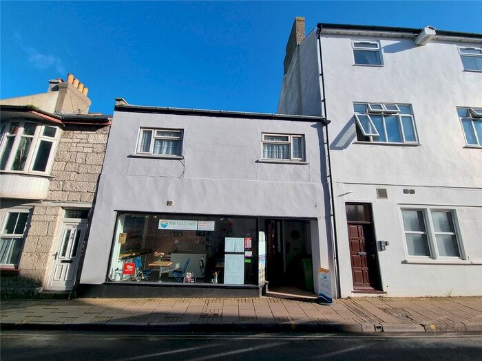 2 Bedroom Maisonette To Rent In Fortuneswell, Portland, Dorset DT5