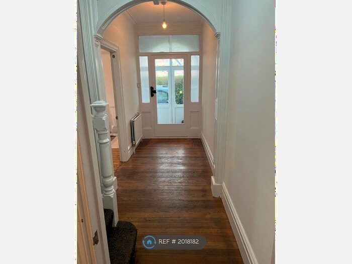 4 Bedroom Terraced House To Rent In Streatham Road, London, CR4