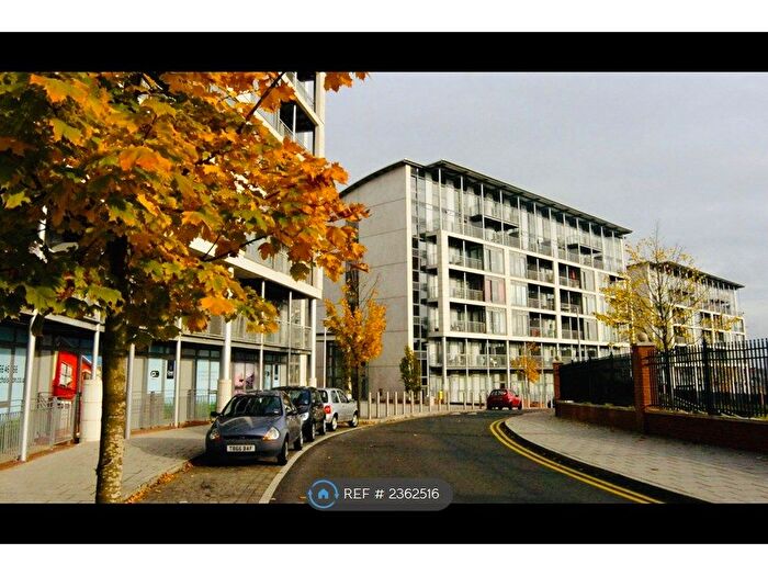 2 Bedroom Flat To Rent In Mason Way, Birmingham, B15
