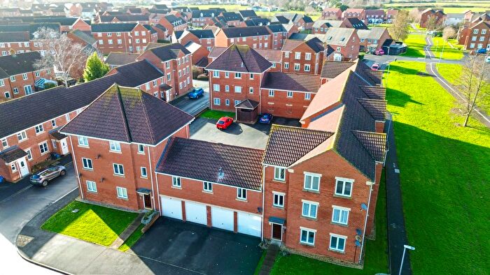 2 Bedroom Flat To Rent In Lords Way, Bridgwater, TA6