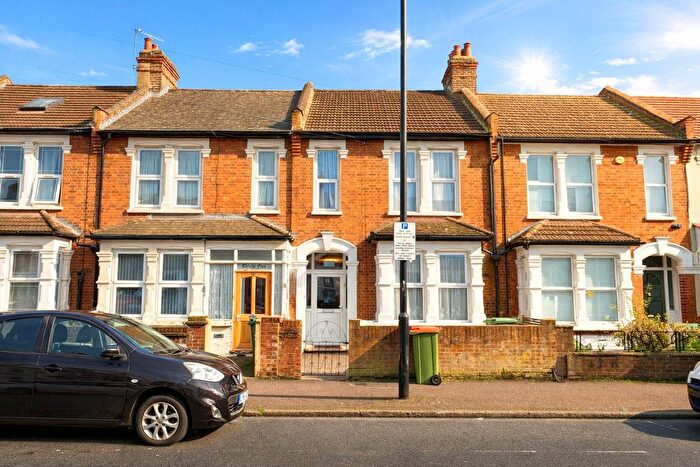 4 Bedroom Terraced House For Sale In Shakespeare Crescent, London, E12