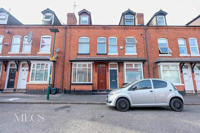 5 Bedroom Semi-Detached House To Rent In Sefton Road, Birmingham, West Midlands, B16