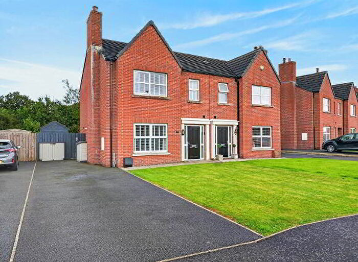 3 Bedroom Semi-Detached House For Sale In Cashelton Manor, Newtownabbey, BT36