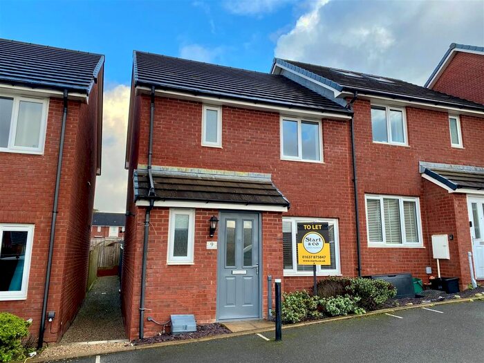 3 Bedroom Semi-Detached House To Rent In Stret Lowarth, Lane, Newquay, TR8