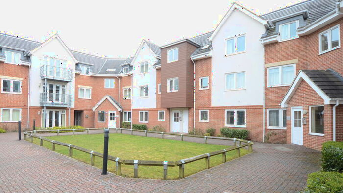 2 Bedroom Apartment To Rent In Old Dairy Close, Fleet, GU51