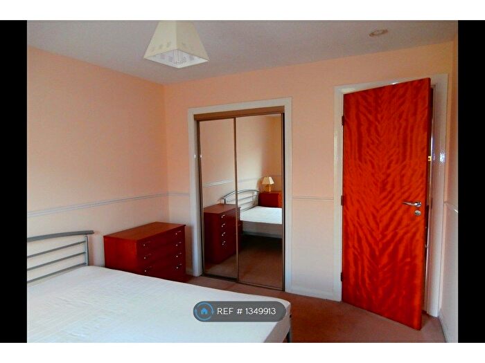 1 Bedroom Flat To Rent In Second Avenue, Clydebank, G81