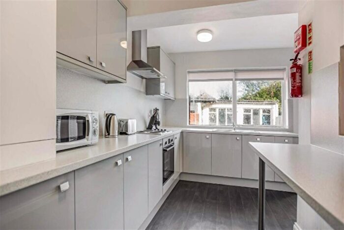 4 Bedroom Semi-Detached House To Rent In Bedroom Semi Detached House In Portland Street, Bristol, BS16