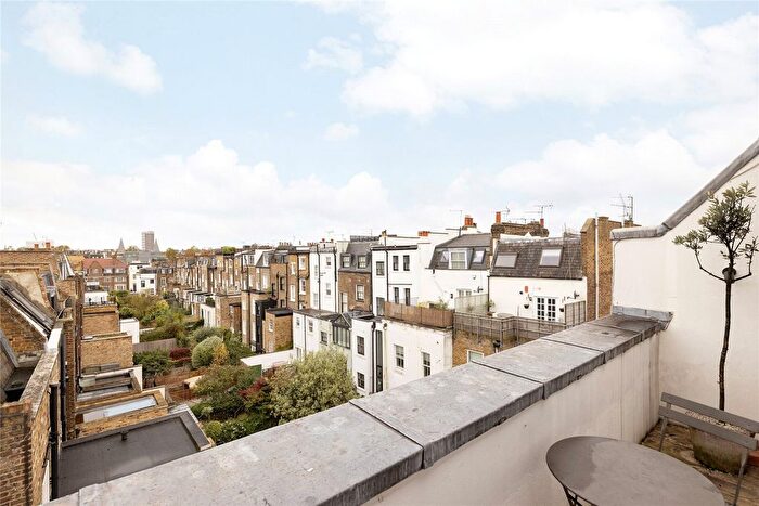 3 Bedroom Flat To Rent In Talbot Road, Bayswater, W2