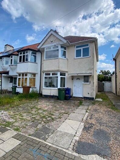 3 Bedroom Semi Detached House To Rent In Ruskin Gardens, Harrow, Middlesex, HA3