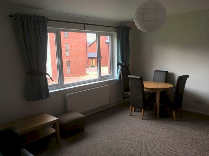 2 Bedroom Flat To Rent In Donegal Close, Canley, Coventry, CV4