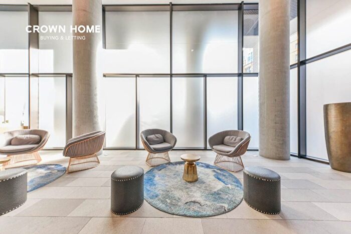 2 Bedroom Flat For Sale In Conquest Tower, Blackfriars Circus, SE1