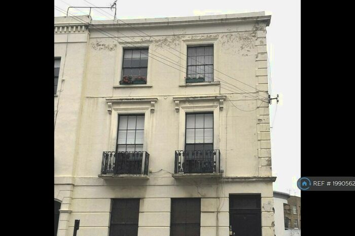 1 Bedroom Flat To Rent In Lyme Street, London, NW1