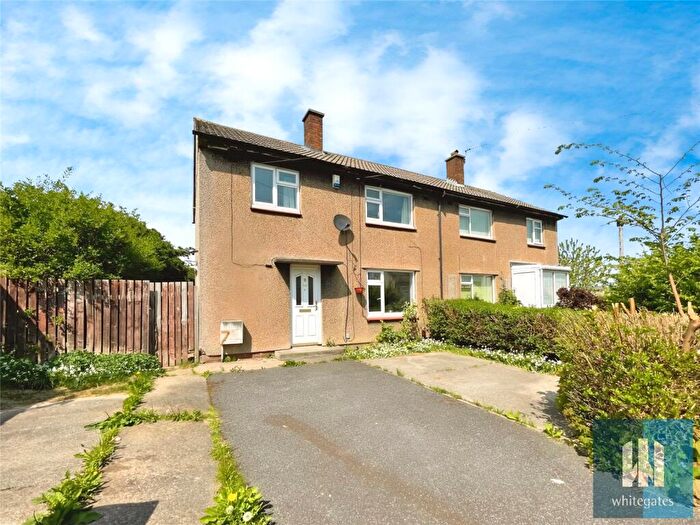 3 Bedroom Semi-Detached House For Sale In Teddington Avenue, Dalton, Huddersfield, HD5