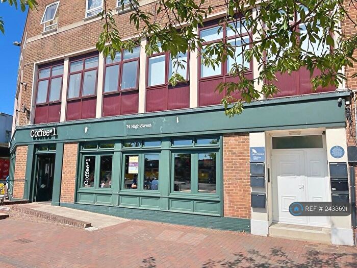 2 Bedroom Flat To Rent In The Yachtsman, Gosport, PO12