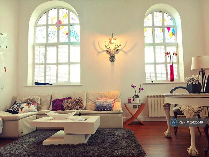 3 Bedroom End Of Terrace House To Rent In Harston Drive, Enfield, EN3