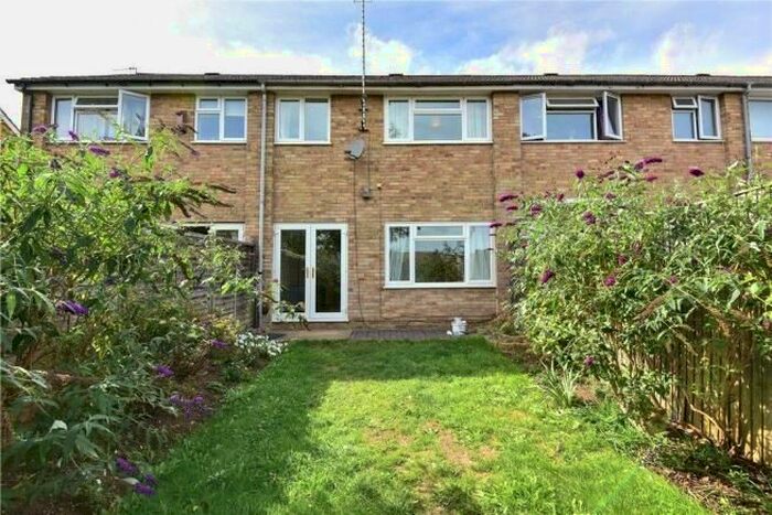 4 Bedroom Terraced House To Rent In Badger Close, Guildford, GU2