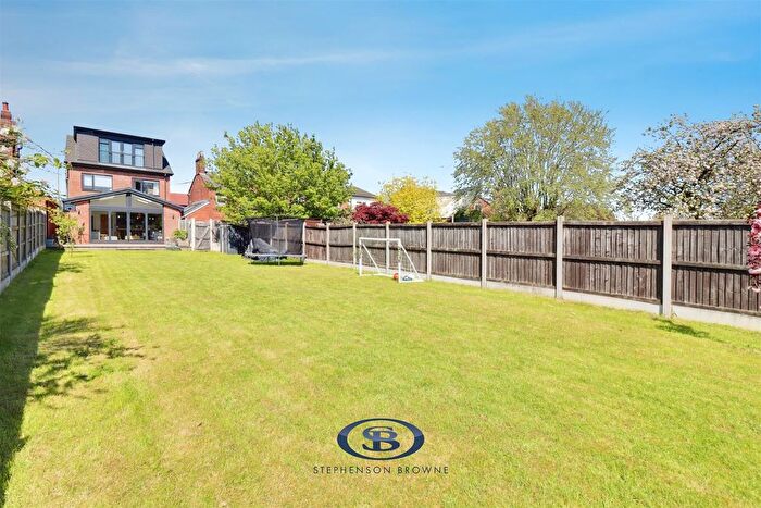 4 Bedroom Detached House For Sale In Heath Road, Sandbach, CW11