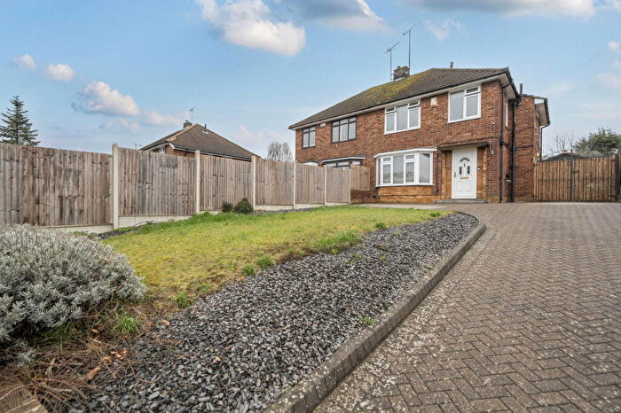 3 Bedroom Semi-Detached House For Sale In Extended Family Close To School & Town Centre, ME8