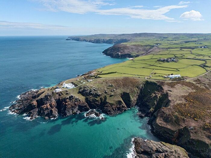 3 Bedroom Terraced House For Sale In Nr Pendeen Lighthouse, Pendeen, TR19