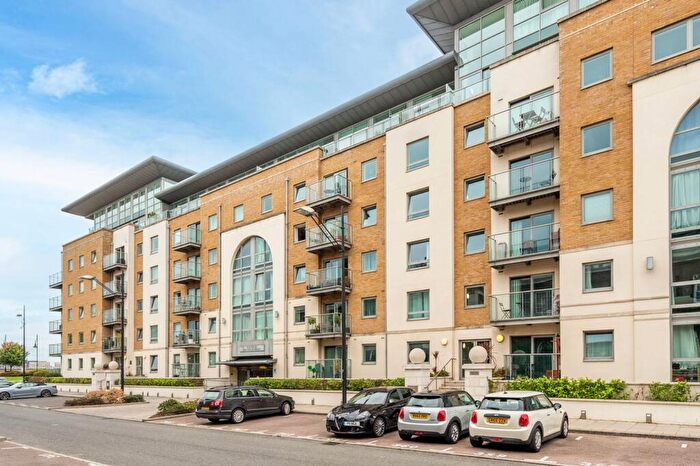 2 Bedroom Flat To Rent In Building, Woolwich, London, SE18